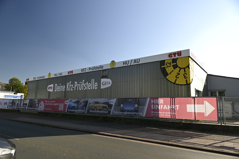 IGEFA Deine Kfz-Prüfstelle der GTÜ in Bremen-Nord "seitliche Ansicht" Aumunder Feldstraße IGEFA Deine Kfz-Prüfstelle der GTÜ in Bremen-Nord "Seitliche Ansicht"